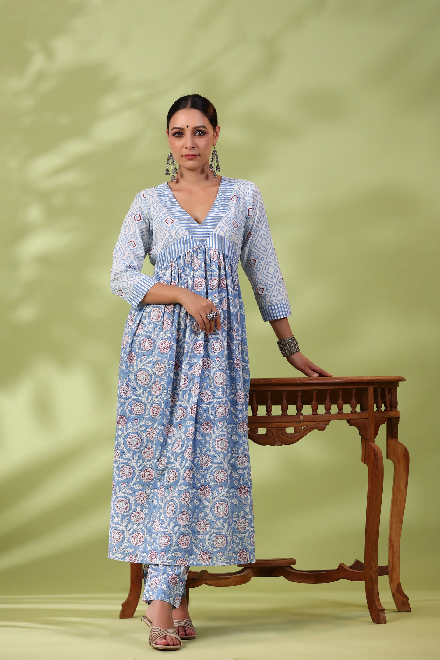 Aasmani Kurta Co-ord Set