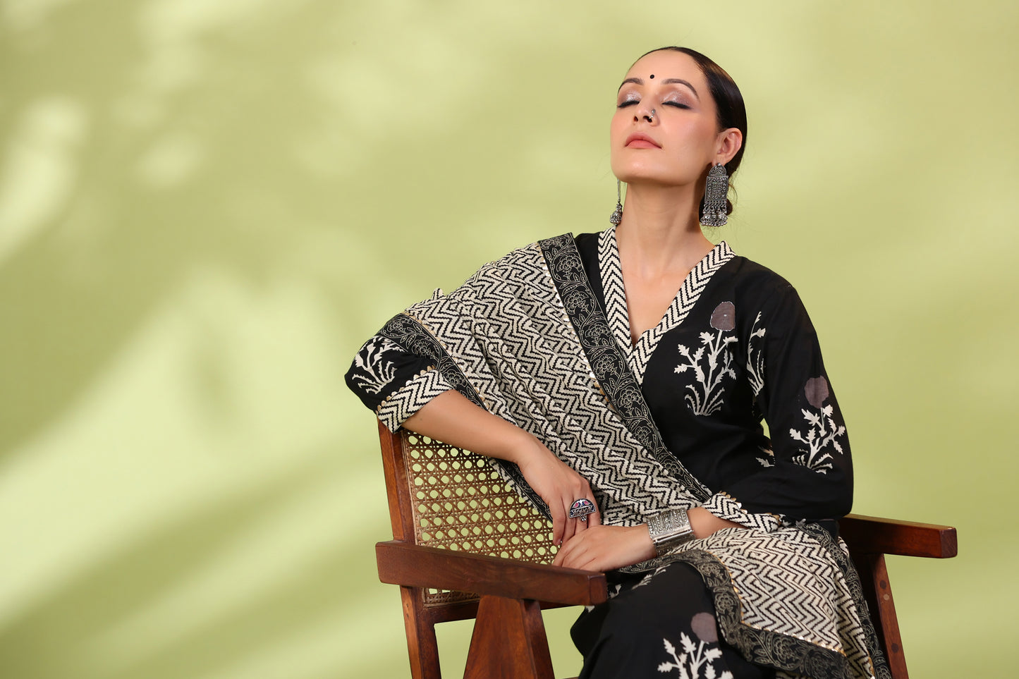 Shah Kala Straight Kurta set