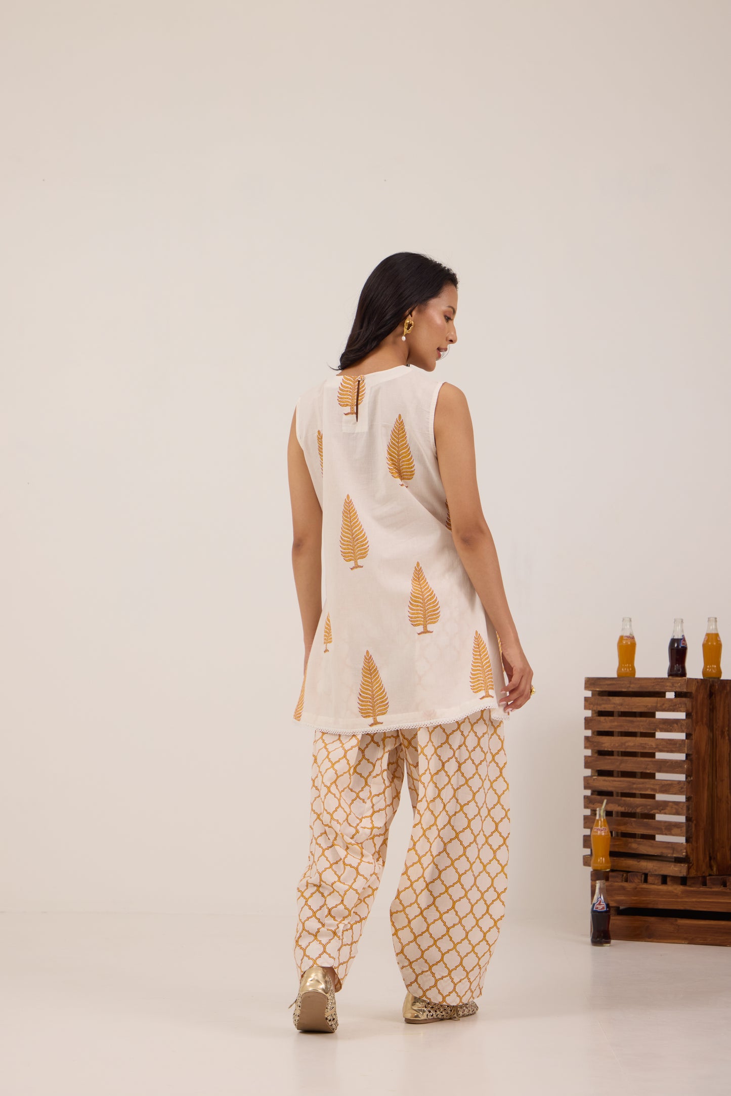 HONEYCOMB BREEZE FARSHI COORD SET