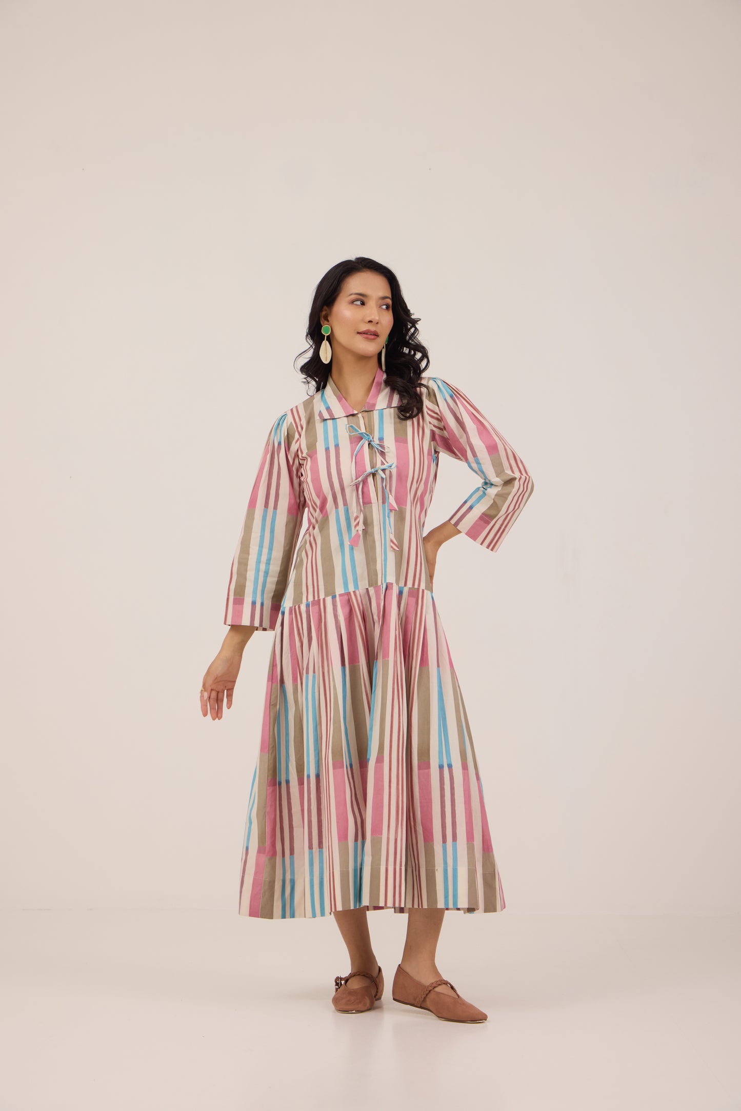 TAFFY TWIRL MIDI SHIRT DRESS