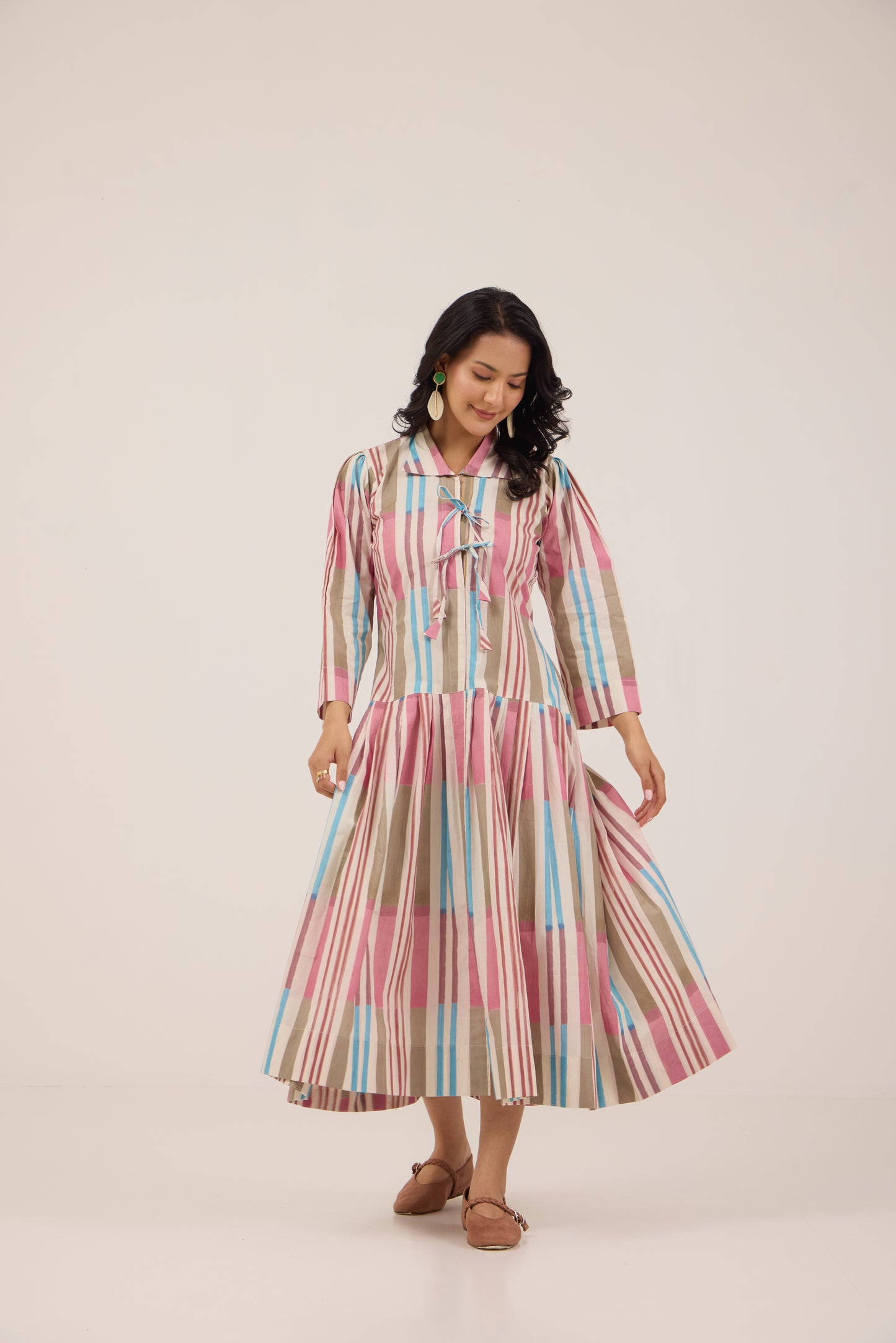 TAFFY TWIRL MIDI SHIRT DRESS